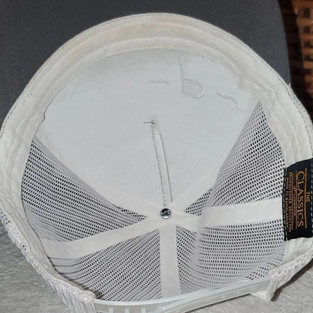 Happy Mesh Hat  - Picture 6 of 6